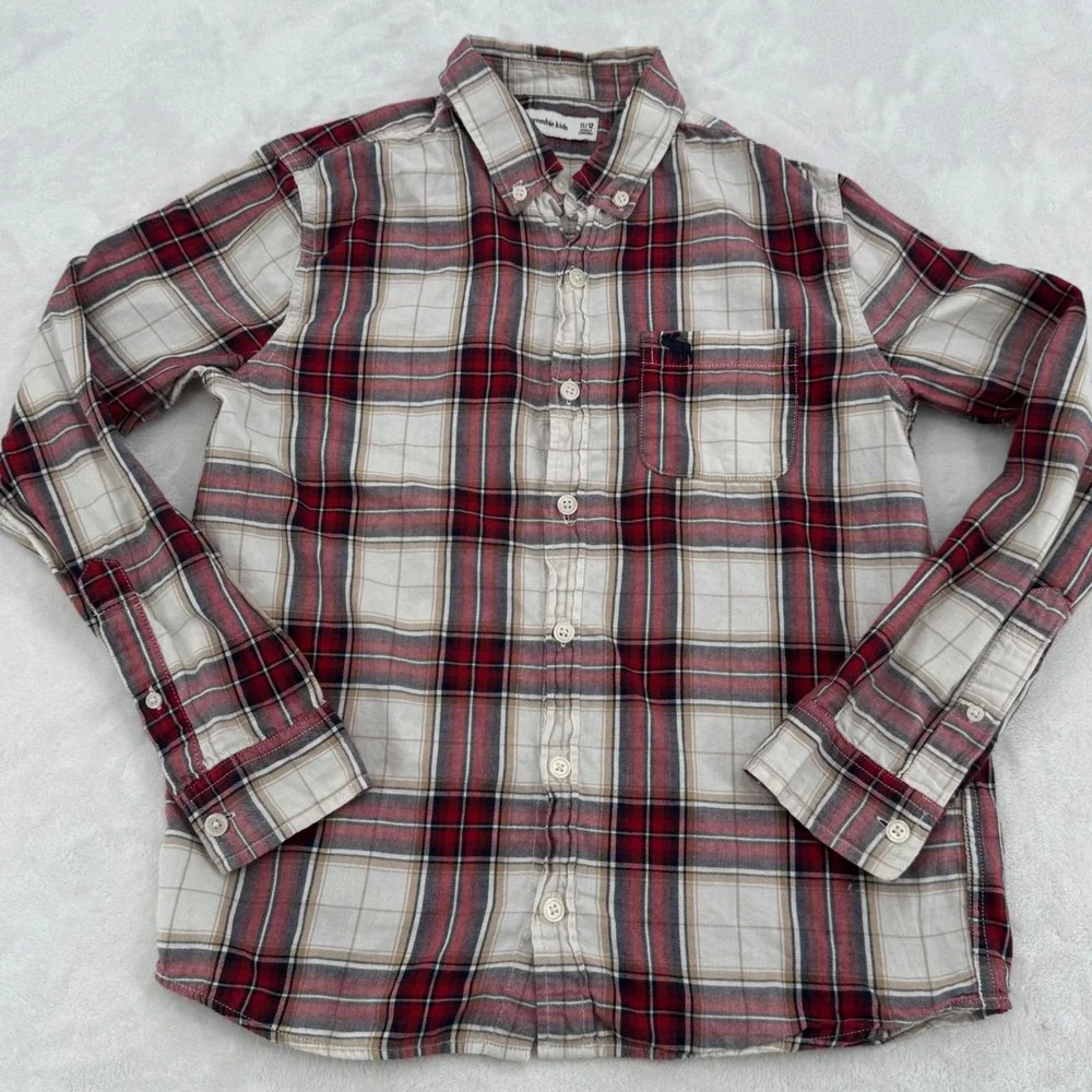 Abercrombie Kids Boys Red White Plaid Long Sleeve Button Down Shirt Size 11/12 - Picture 1 of 3